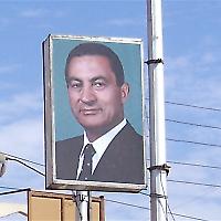 Verblassende Ära: Präsident Husni Mubarak <br/>Foto von efouché